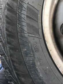 215/70 R15 C - 3