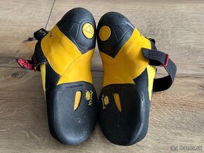 Predám úplne nové lezečky La sportiva skwama - 3