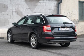 Škoda Octavia Combi 1.6 TDI Elegance DSG - 3