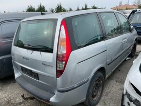 Lacno rozpredám Fiat Ulysse 2002-2010 na náhradné diely - 3