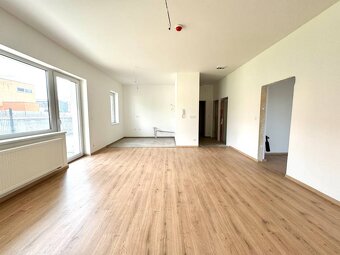 NA PREDAJ: 2 - IZBOVÝ APARTMÁN, ul. Jána Ondruša, Stupava, - 3