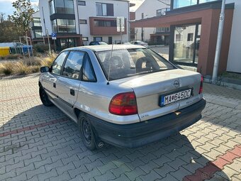 opel astra 1,4 - 3