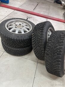 185/60r15 - 3