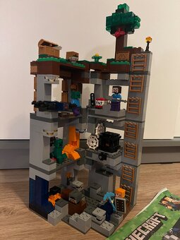 Lego Minecraft 21147 Rock Adventures - 3