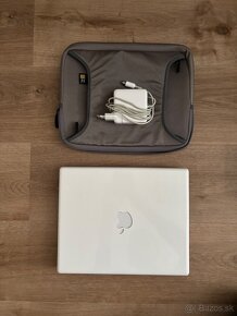 iBook G4 + Darček - 3