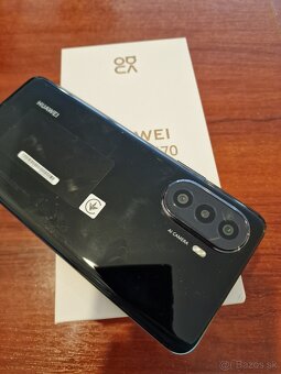 Huawei NOVA Y70 - 3