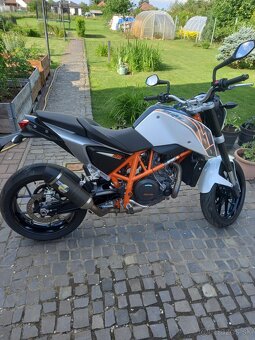 Ktm duke 690 - 3