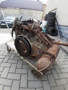 Motor skoda 105 - 3