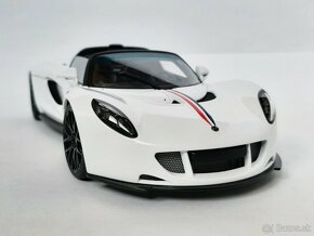1:18 - Hennessey Venom GT Spyder (2010) - AUTOart - 1:18 - 3