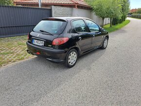 Predam peugeot 206 14 55 kw rv2009 najazdene km 123600km - 3