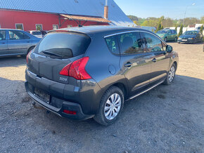 Peugeot 3008 2,0 HDI 110KW RHE prodám díly z vozu - 3