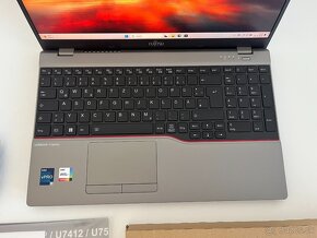 FUJITSU Lifebook U7512 / i7-1270P / 32GB DDR4 / 1TB NVMe - 3