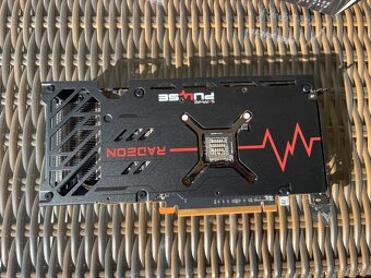 RX 6600 XT Sapphire Pulse 8GB - 3