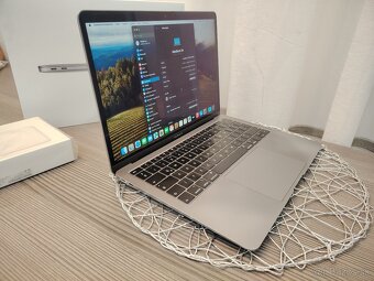 Apple MacBook Air 13.3 + nový 87w adaptér - 3