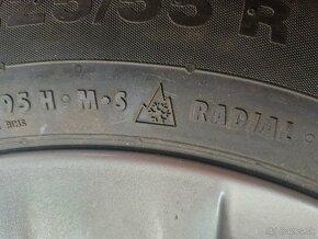 BMW 225/55r16 - 3