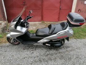 Predám skúter HONDA SILVER WING 600 - 3