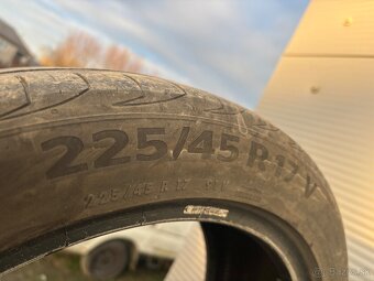 Pneu 225/45R17 letné - 3