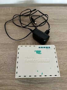 Router MikroTik hEX lite RB750r2 - 3