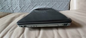 Dell Latitude E5520 - 3