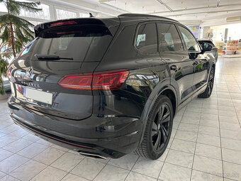 VW Touareg R line, Black paket,vzduch,IQ Matrix , DPH - 3