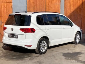 VOLKSWAGEN TOURAN 2,0TDi 150k DSG 7míst - 3