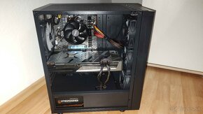 Ryzen 5 3600,5700 XT,32GB DDR4 2666MHz,500 GB SSD,650 W 85% - 3