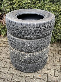 235/70r16 - 3