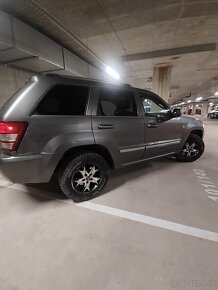 Predám  Jeep Grand Cherokee WH 3.0 CRD. Najvyššia výbava - 3