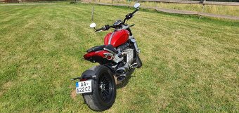 Triumph Rocket 3R - 3