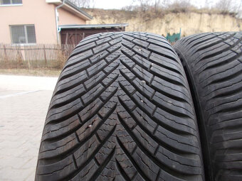 Pneumatiky Vredestein 205/60R16 XL celoročné 4ks - 3