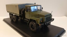 Model Kraz 260 - 3