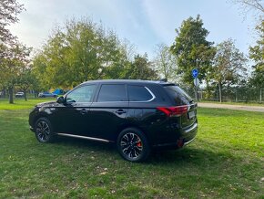 Mitsubishi Outlander 2.0 PHEV AT Instyle 4WD, 49.600 km - 3