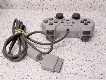 PLAYSTATION 1 GAMEPAD / ANALOG CONTROLLER / ovládanie PS1 - 3