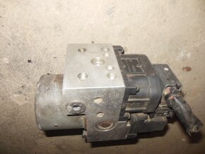 ABS Mitsubishi Carisma 1,8 GDI 95-2001 - 3