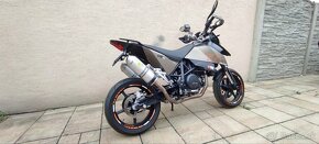 KTM 690 - 3