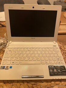 Asus Eee PC X101CH - 3