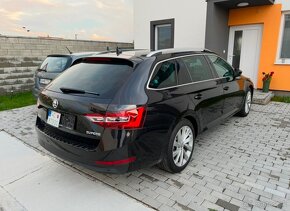 Škoda superb combi 2.0tdi 10/2018 - 3