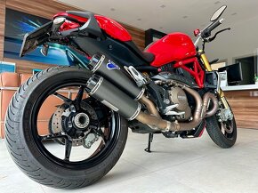 Ducati Monster 1200 S - 3