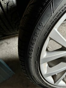 Bmw 7 F01  245/45R19 4ks jednorozmerná - 3