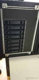 Rozpredam HP Proliant ML350 G6 server na nahradne diely - 3