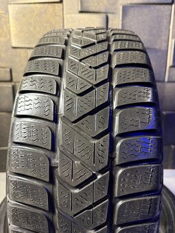 205/40/R18 Pirelli SOTTOZERO 3 WINTER - 3