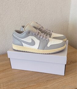 Aur Jordan 1 Low Natural Grey - 3