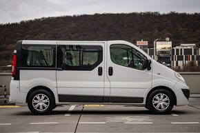 Renault Trafic 2.0 dci 2009 9 miestne - 3