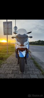 YAMAHA XMAX 250 - 3