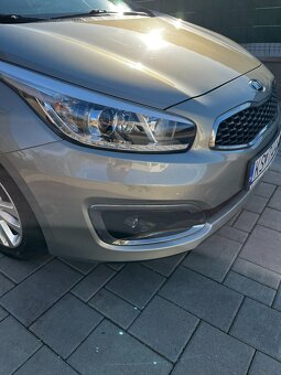 KIA Cee’d SW 1,6 Benzin Zlata edicia 99kw - 3