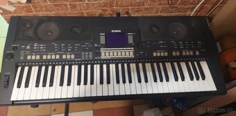 Yamaha PSR.S550 - 3