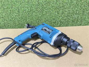 Makita HP1631 Príklepová vŕtačka 710W - 3