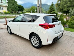 Toyota Auris 1.6 Benzín Automat 144.000km - 3