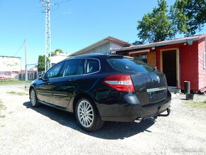 Renault Laguna Grandtour Grand 2.0 dCi Expression - 3