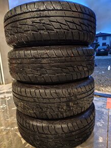 235/60 r18 zimne - 3